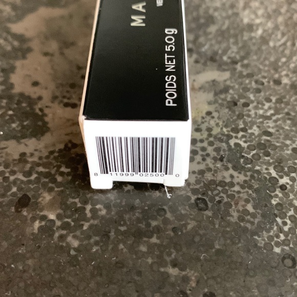 Marc Jacobs Beauty Velvet Noir Major Volume Mascara Noir #10 .17oz - Picture 6 of 8